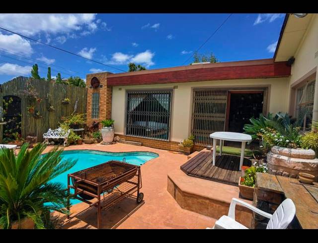 7 BEDROOM HOUSE FOR SALE IN RICHMOND ESTATE